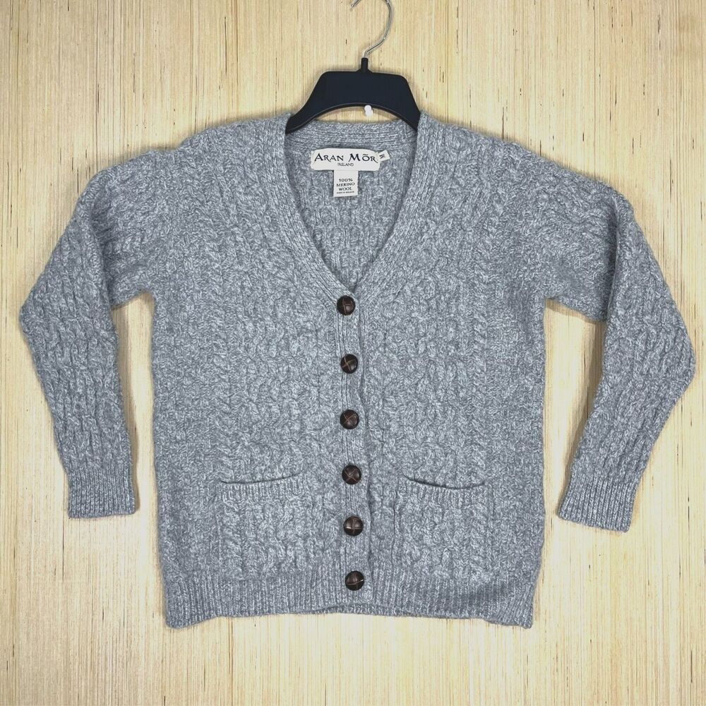 Aran Mor Cable Knit V-Neck Cardigan - Gray